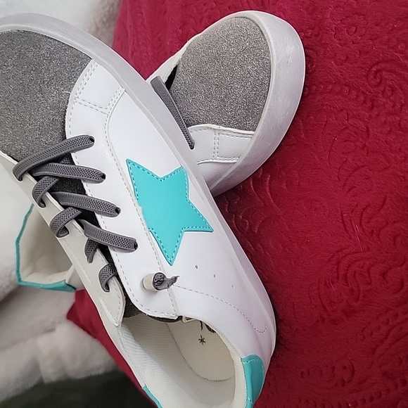 White Sneakers with Teal Star and Gray Accents - Picture 5 of 5